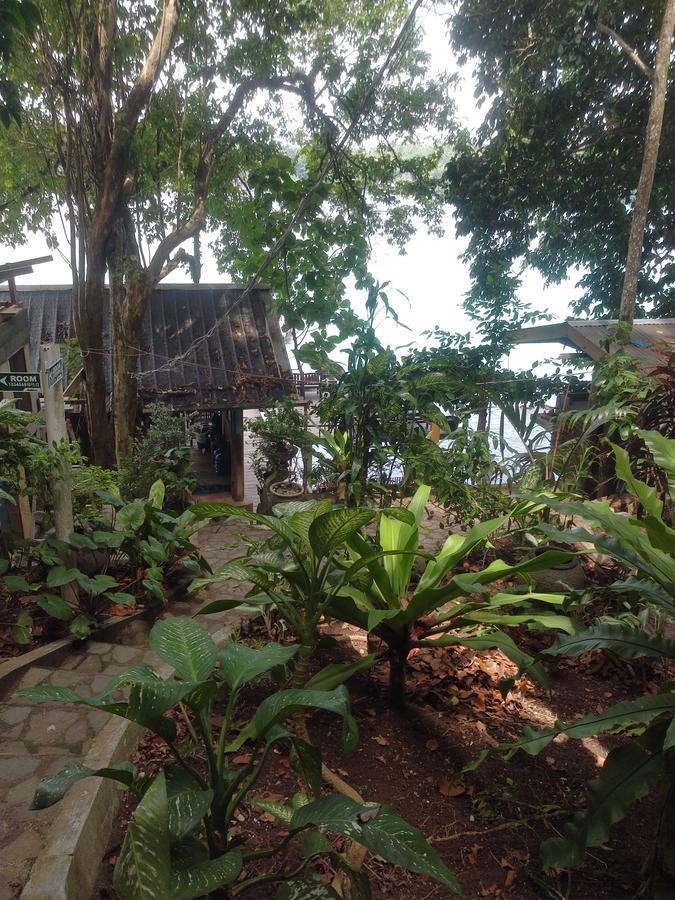 Iboih Inn Sabang  Exterior photo